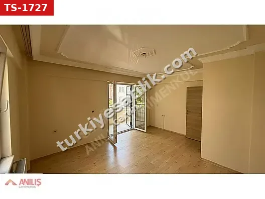 60 Evler Merkezde, Sahile Yakın Kiralık 2+1 Daire